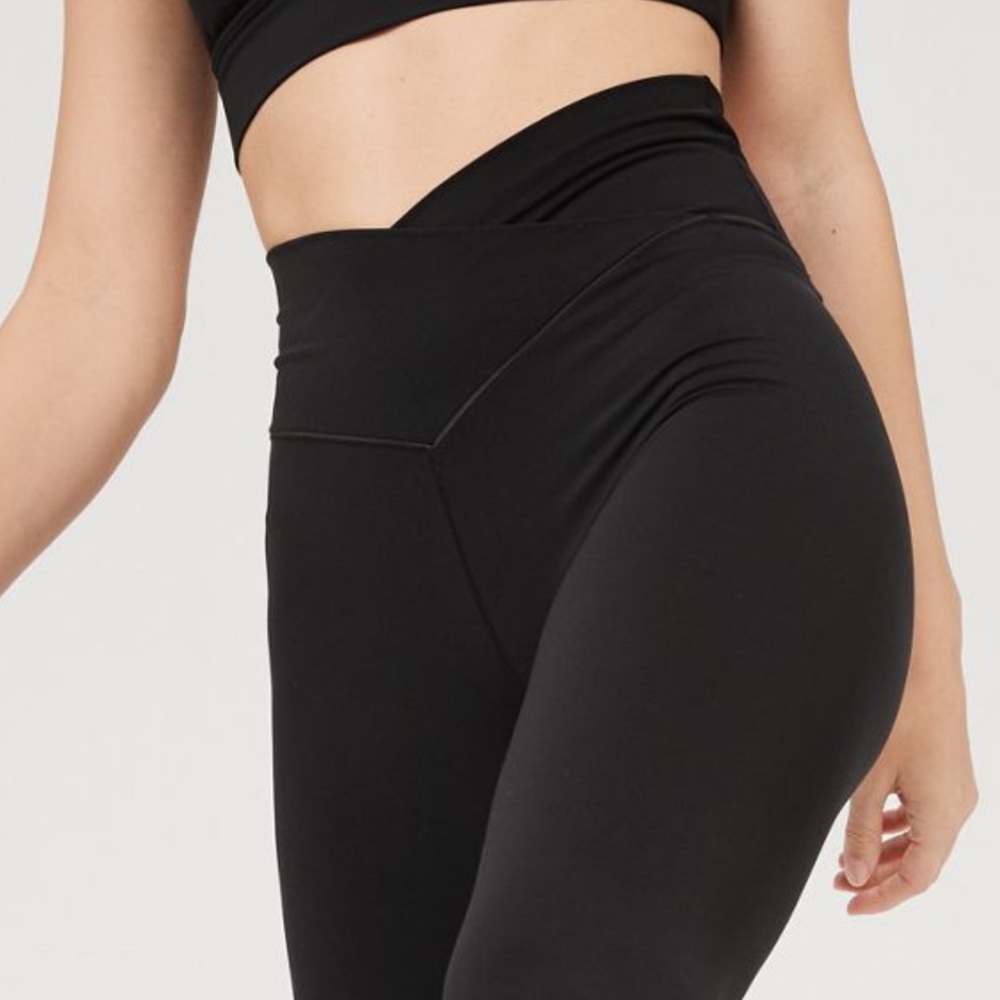 Aerie offline high wasted crossover leggings